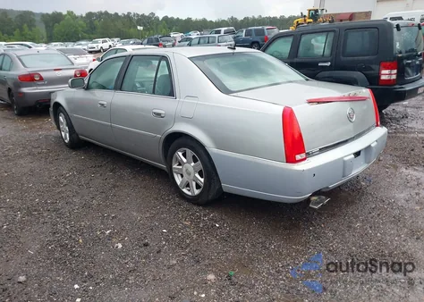 2007 Cadillac Dts V8 z USA, uszkodzony, nr VIN 1G6KD57Y17U180455